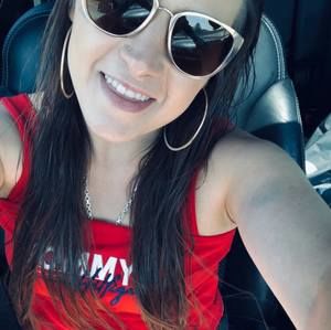 Meet your Posher, Courtney